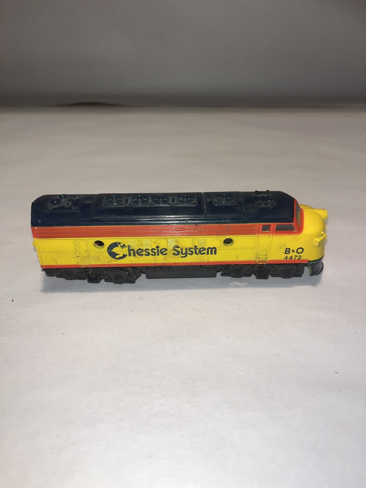 Life-Like HO Scale B&O Chessie System F9-A Diesel Locomotive And WM 1872 Caboose