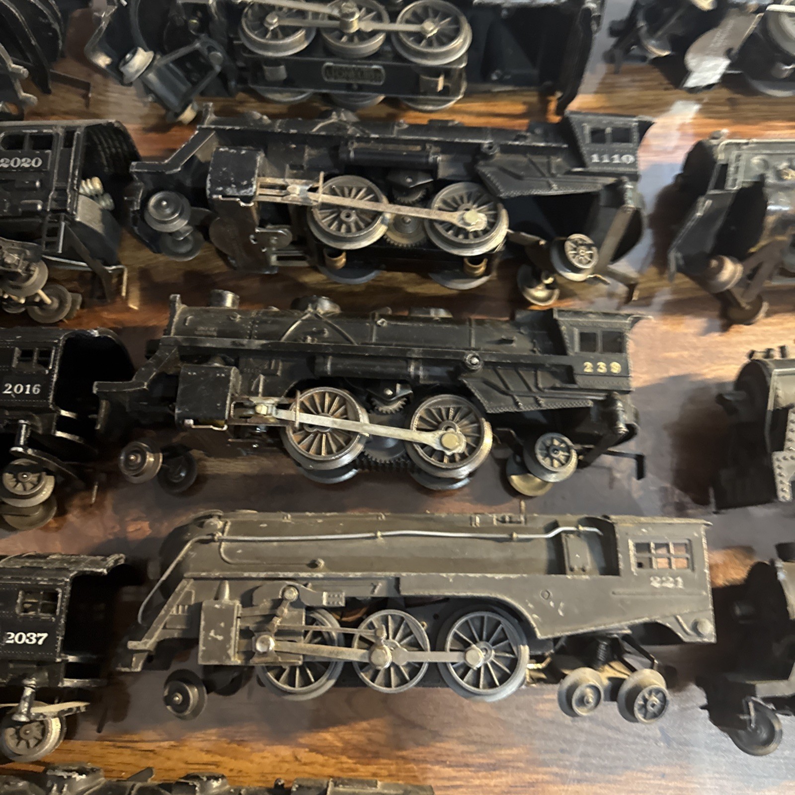 Lionel Locomotive Train Lot O27 & O Gauge – Lot of 13 Vintage Trains Not tested