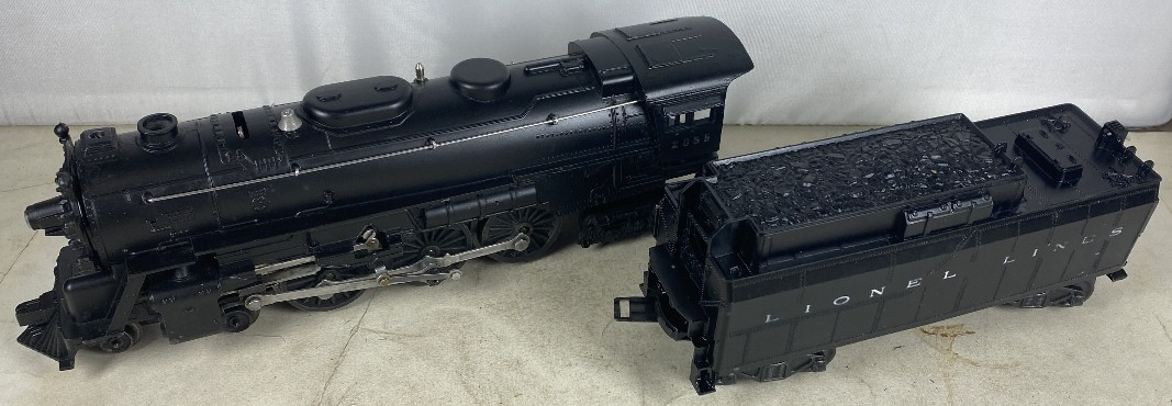 Vintage Locomotive Lionel 2055 Steam Engine & 6026W Whistle Tender Tested