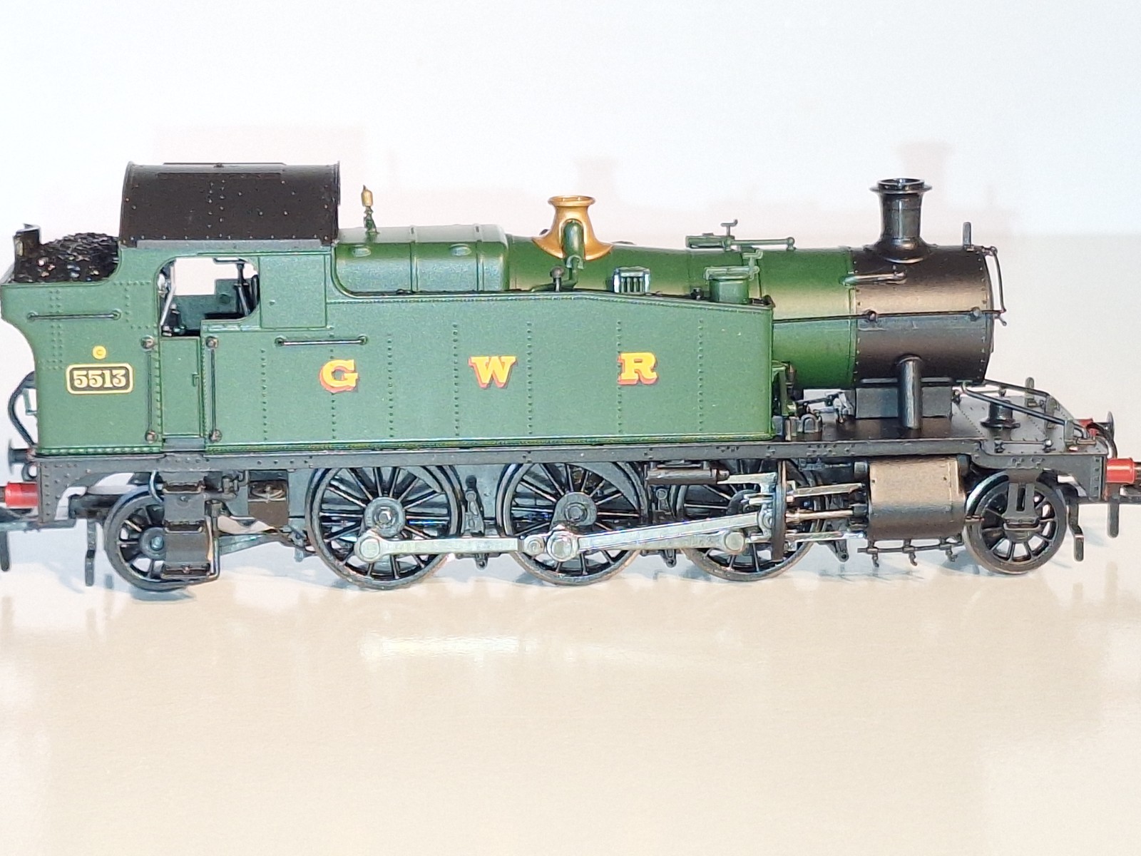 Bachmann 32139 BR DCC ready. New Old Stock. Mint Cond. 2 Rail DC Boxed. OO Scale
