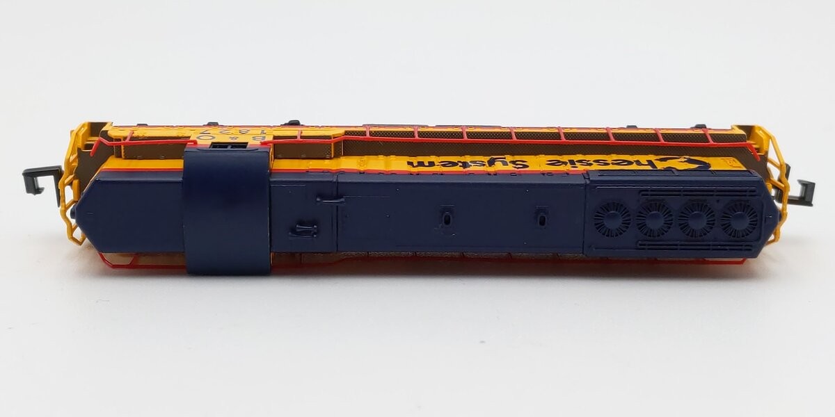 Life Like 7780 N Scale Chessie System SD-7 Powered Diesel Locomotive #1827 EX