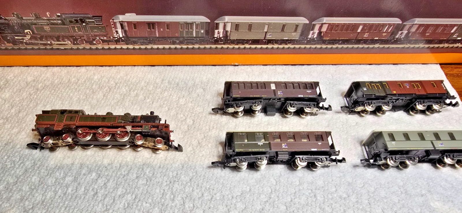 Z Scale Marklin Mini-Club #8119 Royal Prussian Steam Locomotive & Coaches LN/Box