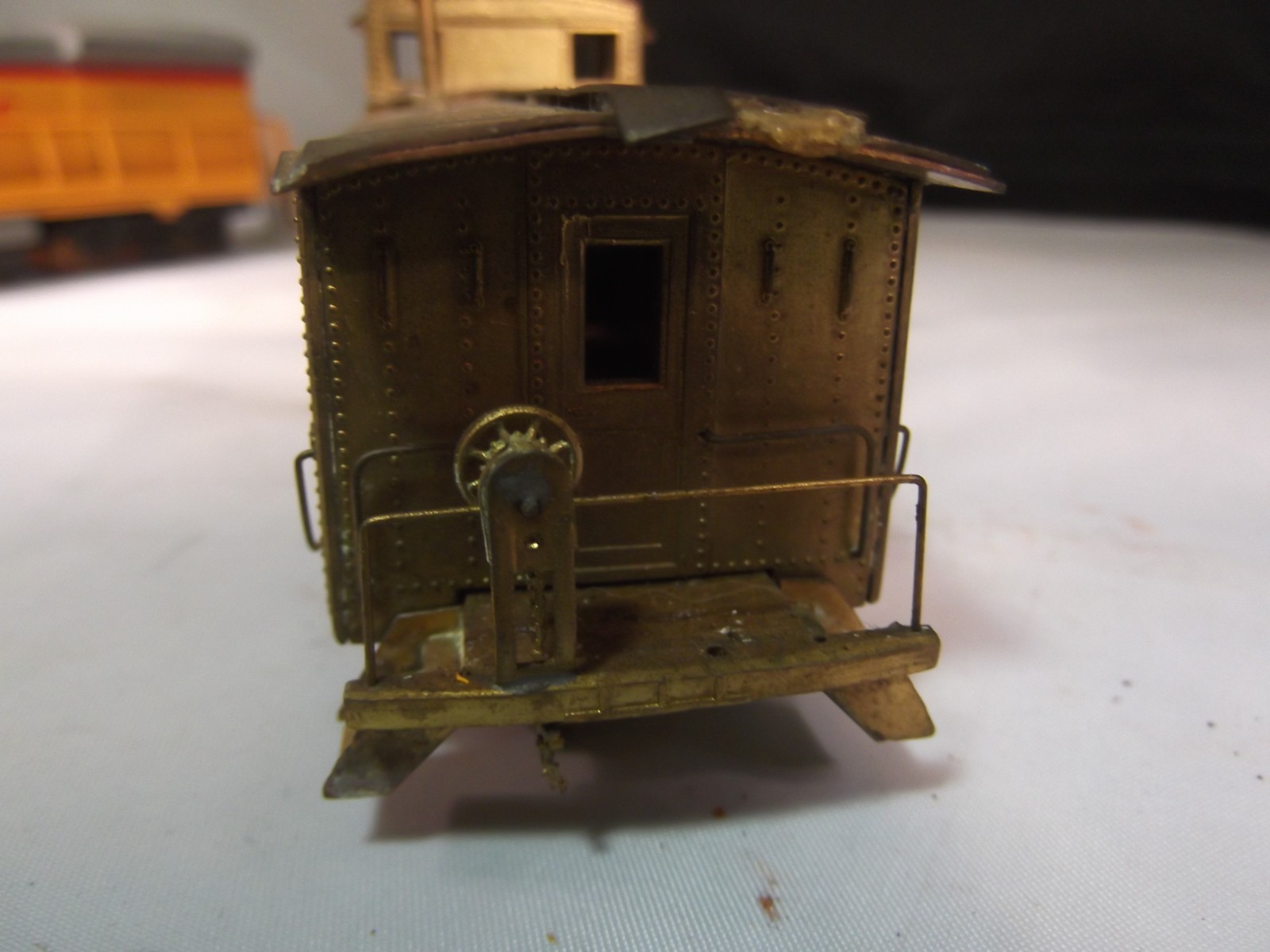 HO Scale Bachmann Locomotive Engine for Repair and a Brass Caboose from Japan