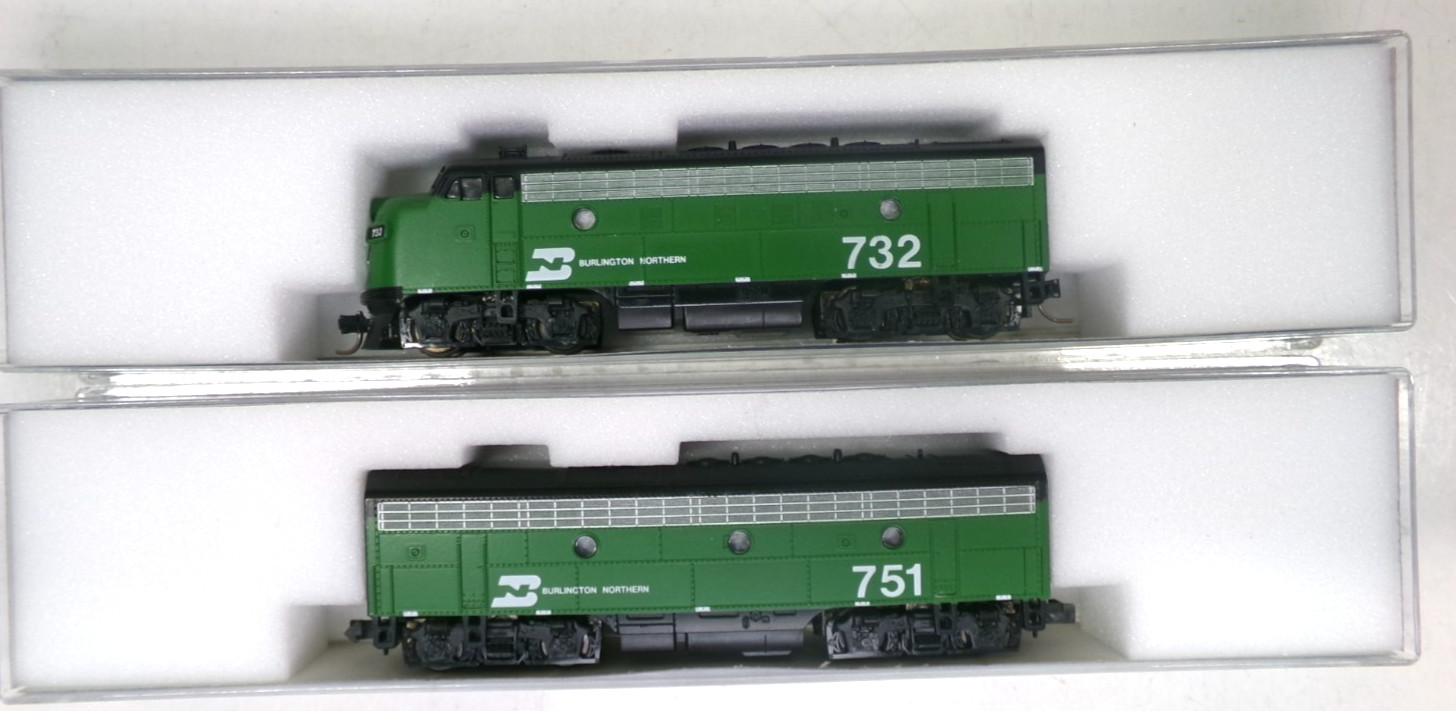 N scale Kato BN F7 A+B diesel engine set in orig box (lot N 184)