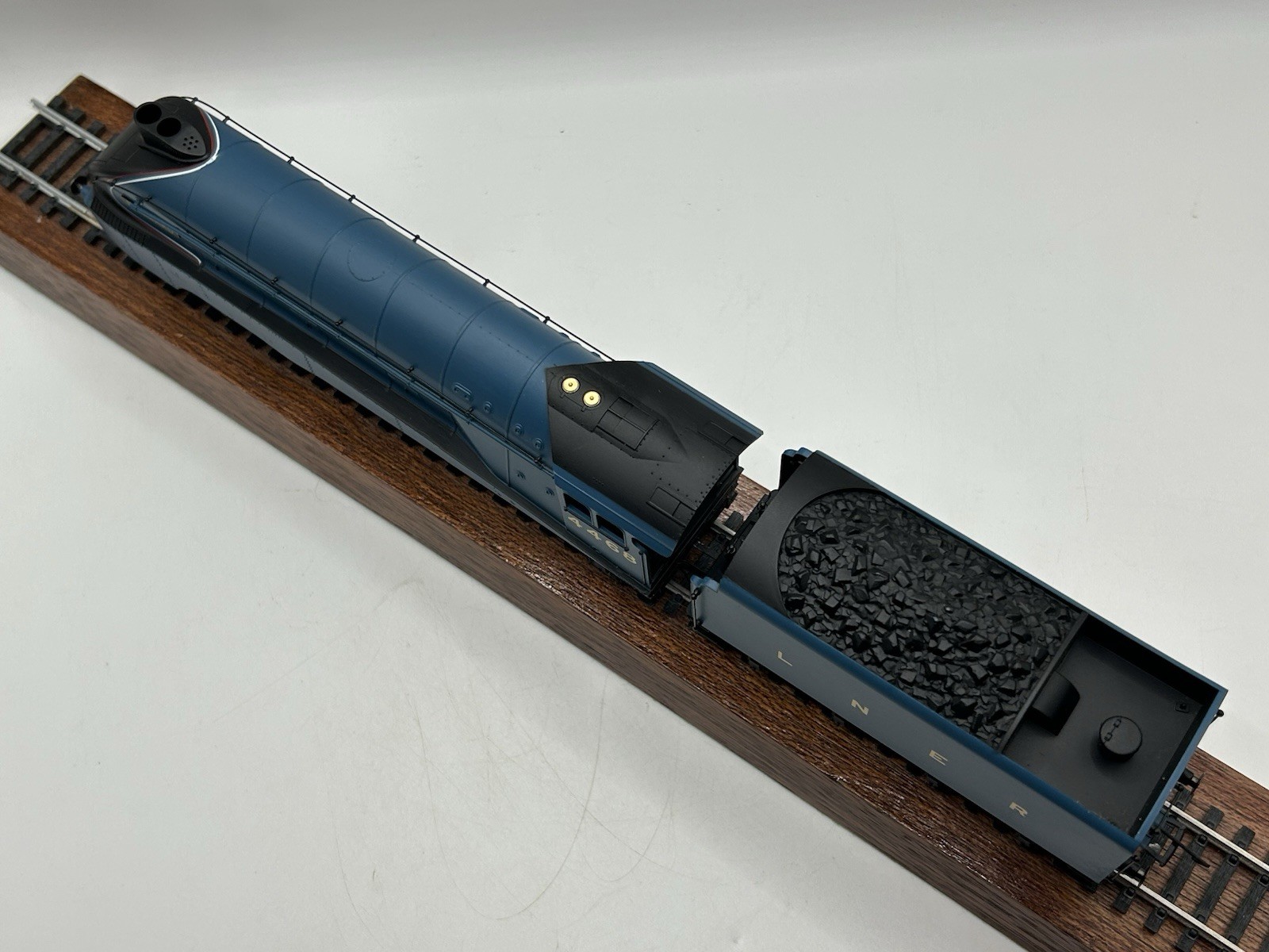 OO Hornby R3395TTS LNER Class A4 4-6-2 Pacific ‘Mallard’ TTS Sound – (EXCELLENT)