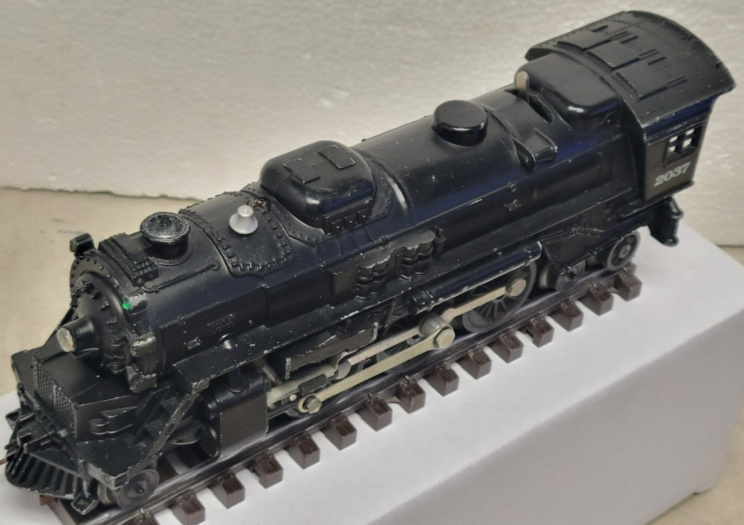Lionel 2037 Postwar 1950’s 2-6-4 Steam Locomotive – Tested – Read