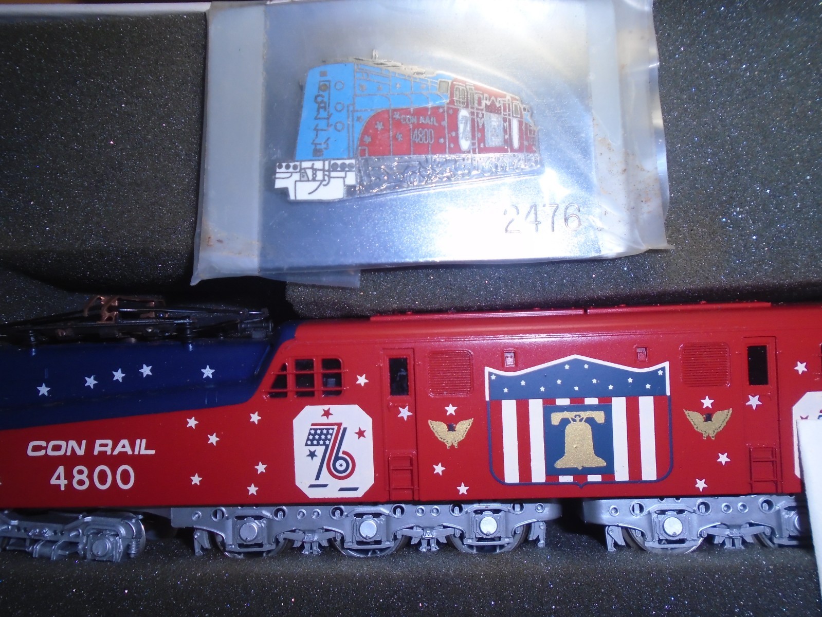 AHM COMMEMORATIVE GG-1 COLLECTOR SERIES #3 – CONRAIL #4800 SPIRIT OF ’76 HO