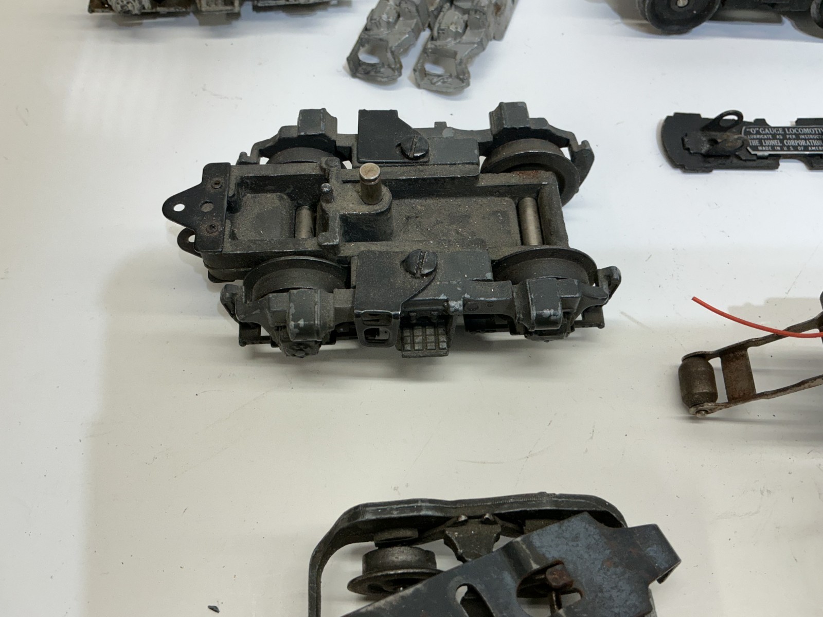 LIONEL ASSORTED F3 TRUCK PARTS