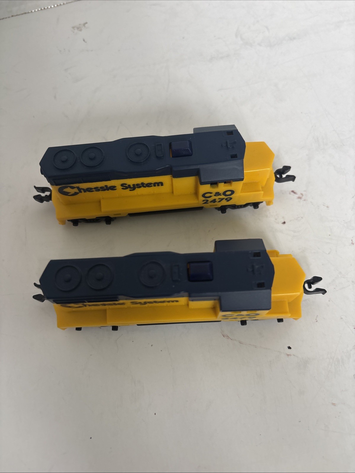 SET of 2 1983 HO Chessie System Diesel Locomotive C&O 2479 Made by Mattel
