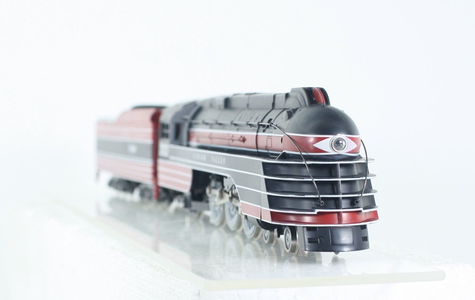 HO Scale Rivarossi 1579 Lehigh Valley 4-6-2 Streamlined Pacific John Wilkes