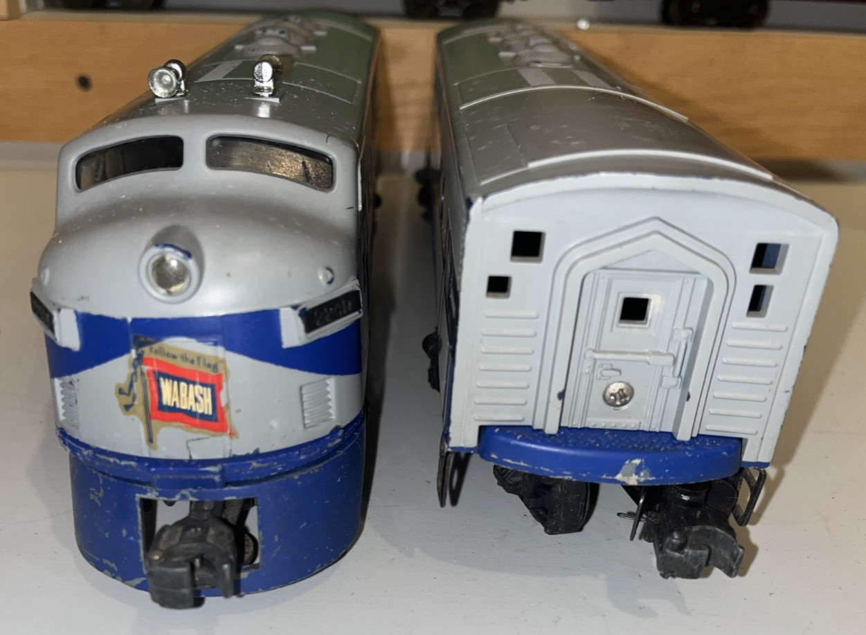 Lionel Postar 2240 Wabash Single Motor F-3 AB Units – Tested, Runs Great
