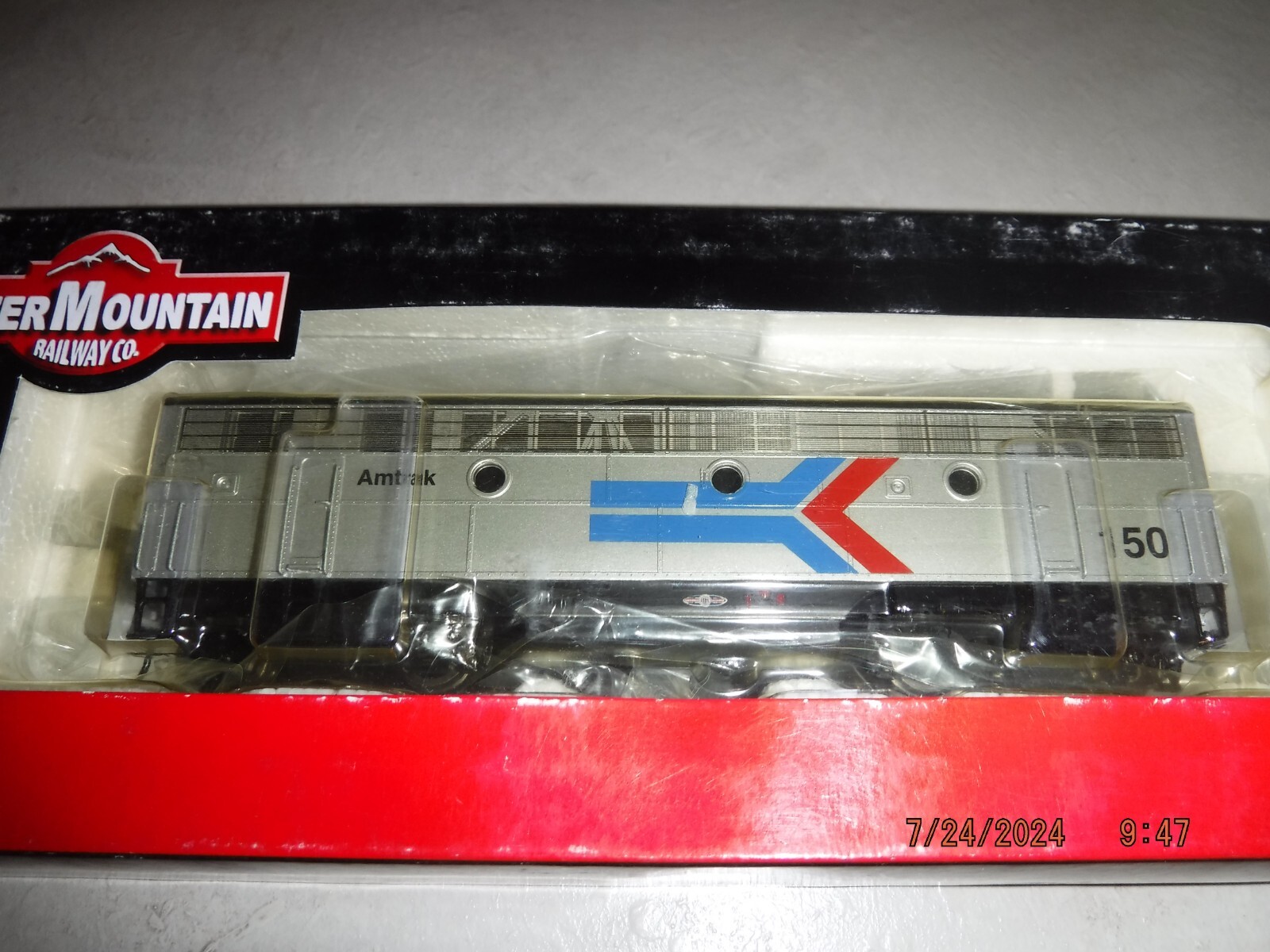 INTERMOUNTAIN HO AMTRAK EMD F7B LOCOMOTIVE TENDER #150 ITEM #49528-01 – NEW!