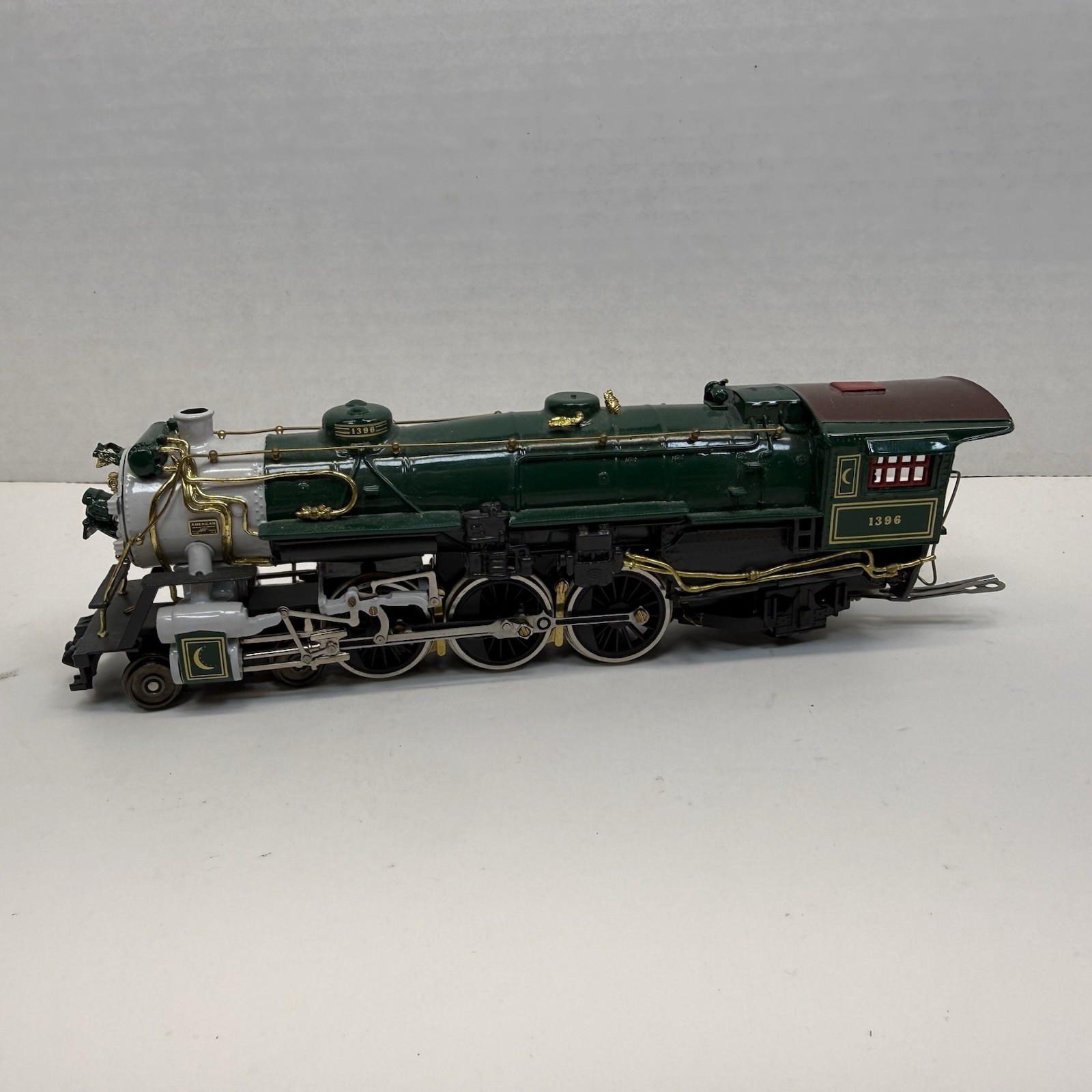 1989 Franklin Mint PM HO Gauge #1396 Southern Crescent Locomotive And Tender