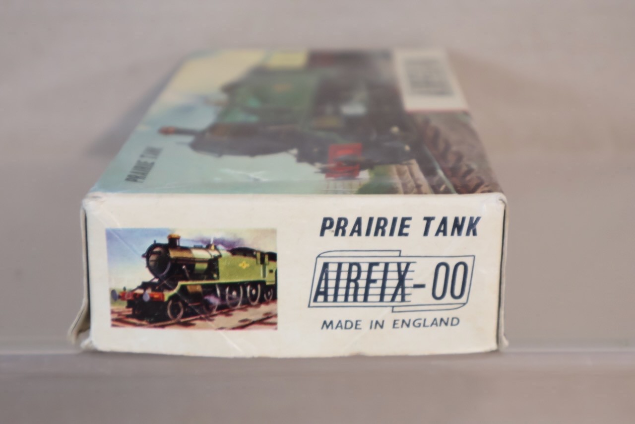 AIRFIX R301 OO GAUGE BR 2-6-2 CLASS 6100 PRAIRIE TANK LOCOMOTIVE MODEL KIT op