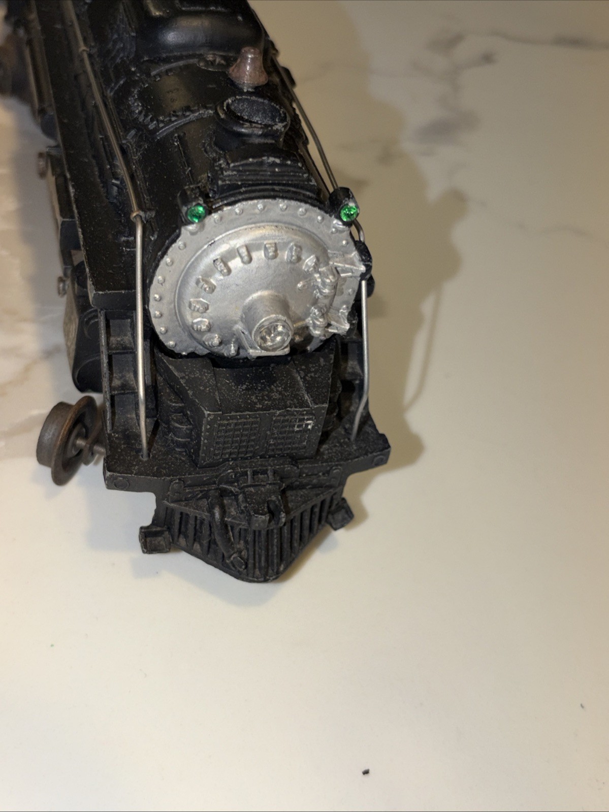 Lionel 2026 Locomotive With Tender 6026w