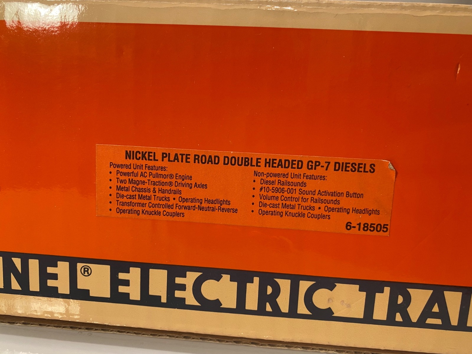 Nickel Plate Road Double Headed GP-7 Diesels # 6-18505