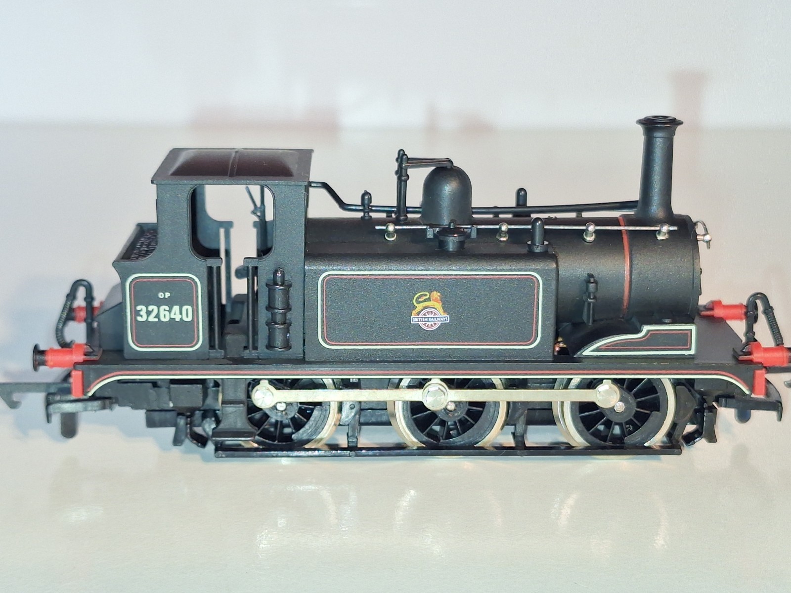 Dapol D71 BR Terrier Tank Loco. New Old Stock. Mint Cond. 2 Rail DC Boxed. OO