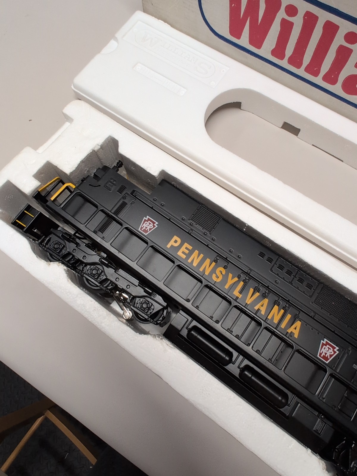 Williams Trains 0/027 EF-505 PRR EF-4 Diesel W/Horn Cab #4424 New
