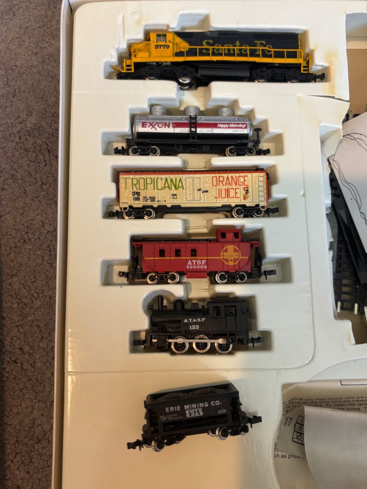 MODEL POWER: “N” Scale Electric Train Set: Golden Spike Series Mutt & Jeff #1183