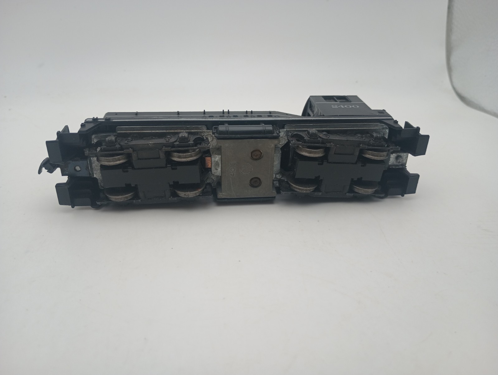 HO Athearn Southern RR #2400 SW-1500 RTR Cow diesel locomotive