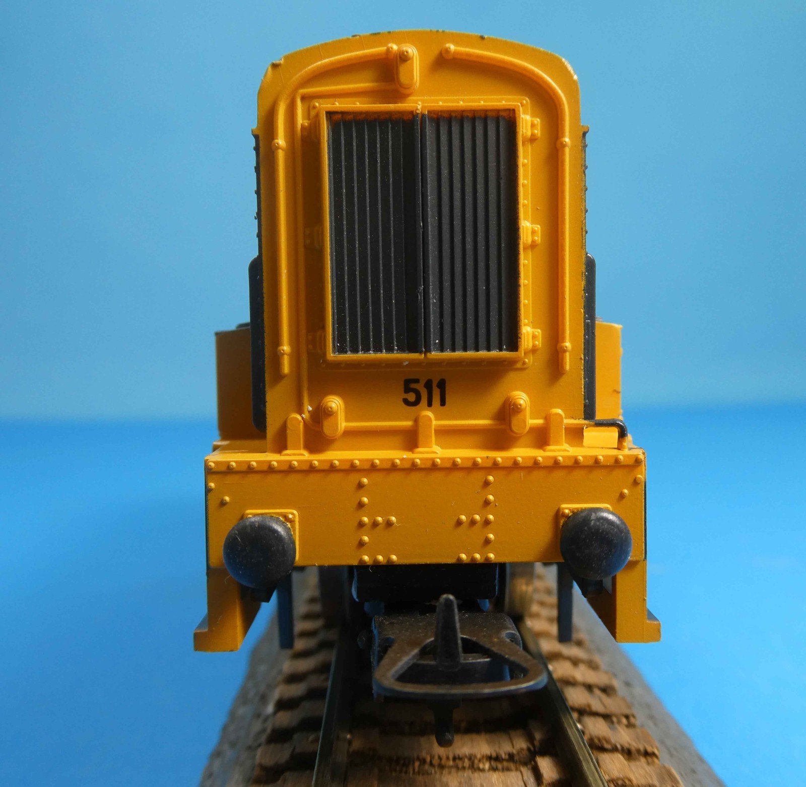 LIMA HO/OO DUTCH NS DIESEL SHUNTING LOCOMOTIVE 205129MG – OB – 1983
