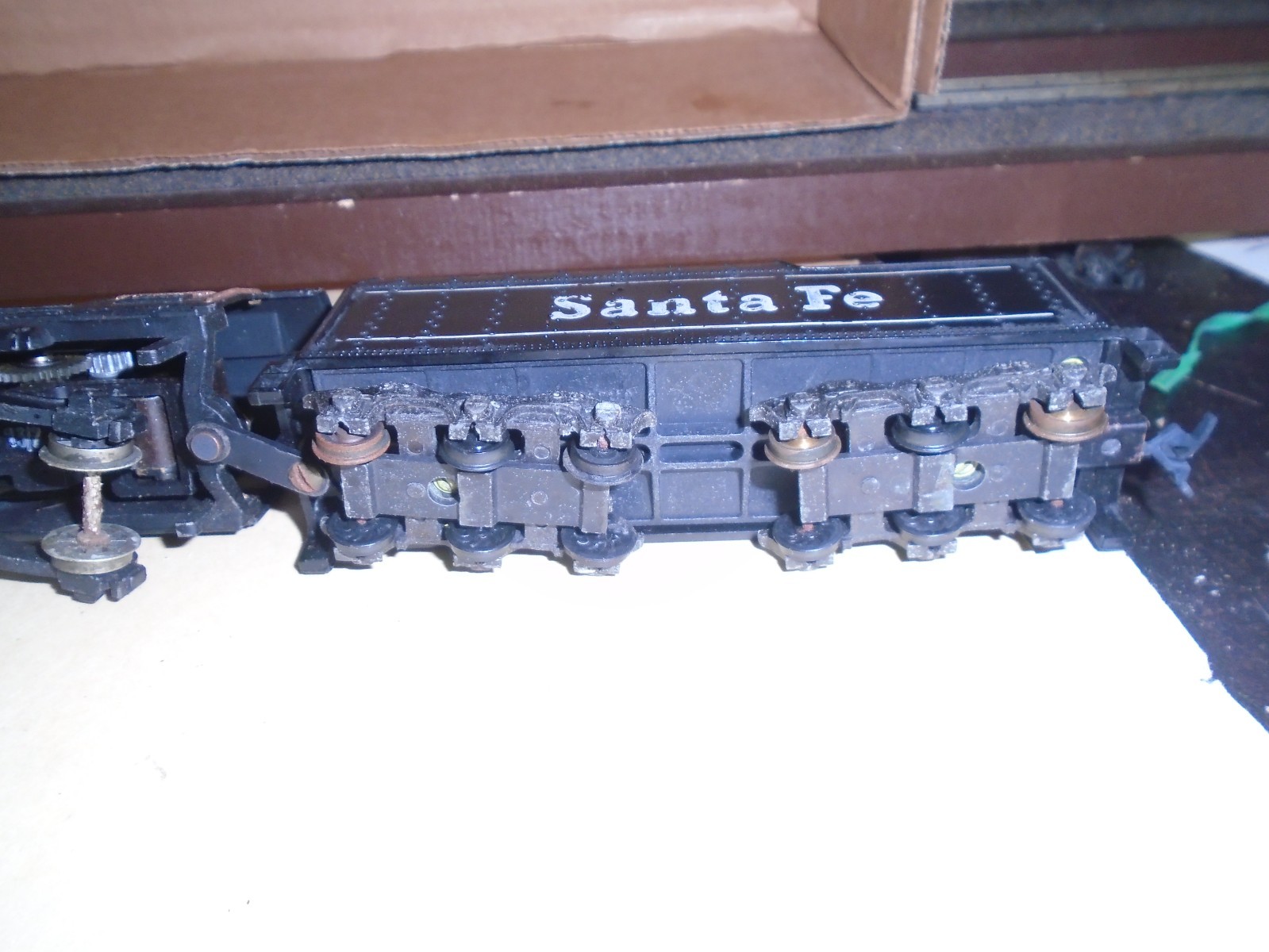 FLEISCHMANN 4-6-2 PACIFIC STEAM LOCOMOTIV #1366 / MANTUA SANTA FE TENDER HO