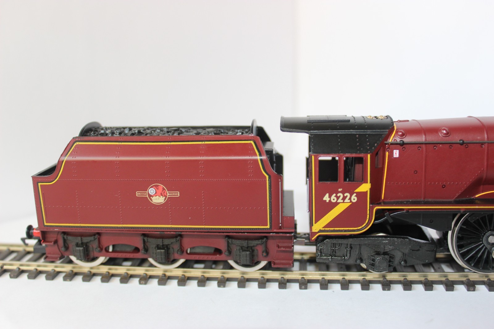 Hornby R134 Steam Loco 4-6-2 “Duchess of Norfolk” 00 Gauge – Boxed