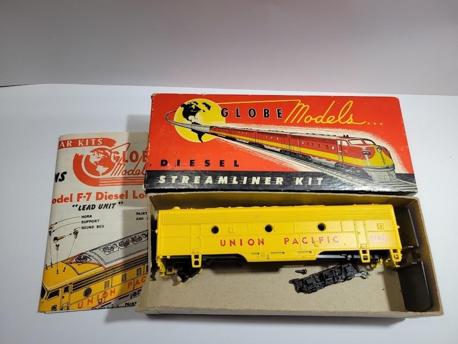 Vintage Globe HO Diesel Locomotive Union Pacific F7 1468 Yellow Kit Boxed