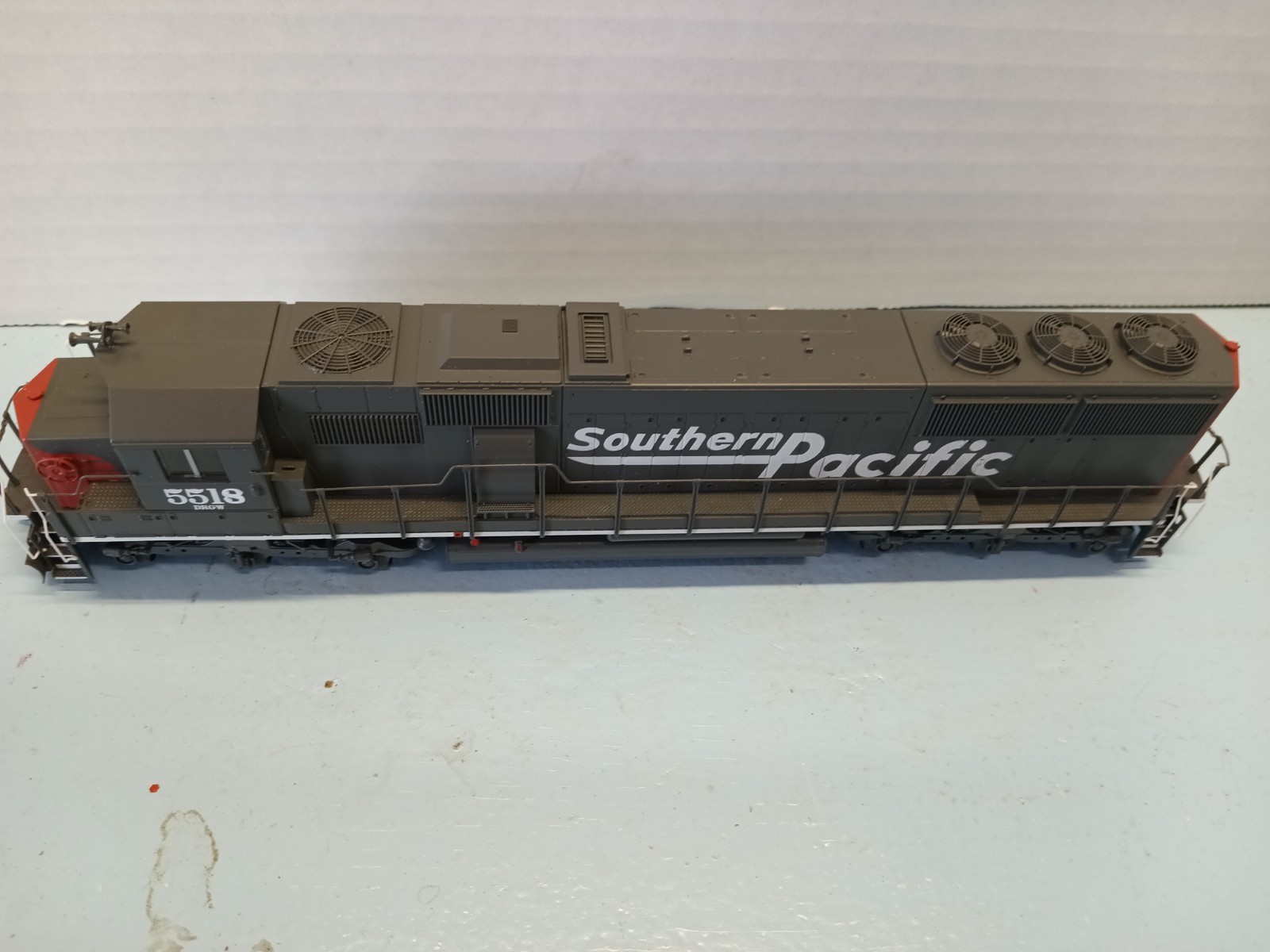 HO-Scale Walthers Southern Pacific SD50. DCC Sound Lights Original Box Packaging