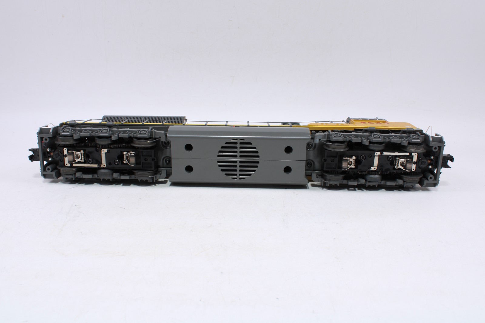 MTH 20-20219-1 O Gauge SD70ACe Diesel Engine Union Pacific #8633 Flag PS3