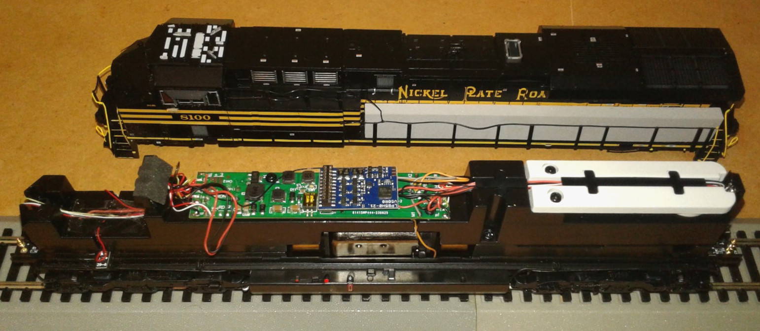 HO SCALETRAINS RIVET COUNTER GE ES44 NORFOLK SOUTHERN NKP NS #8100 DCC NO BOX