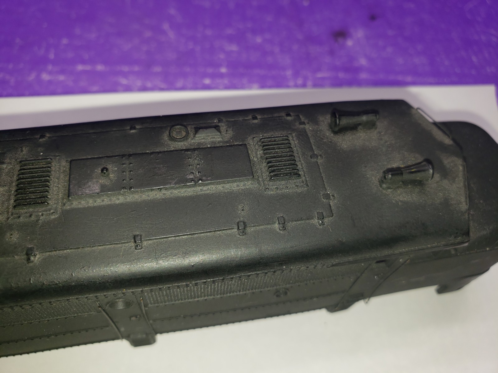 SHELL ONLY HO Scale ROCO Alco FA Diesel Locomotive SHELL ONLY UNDECORATED LENSES