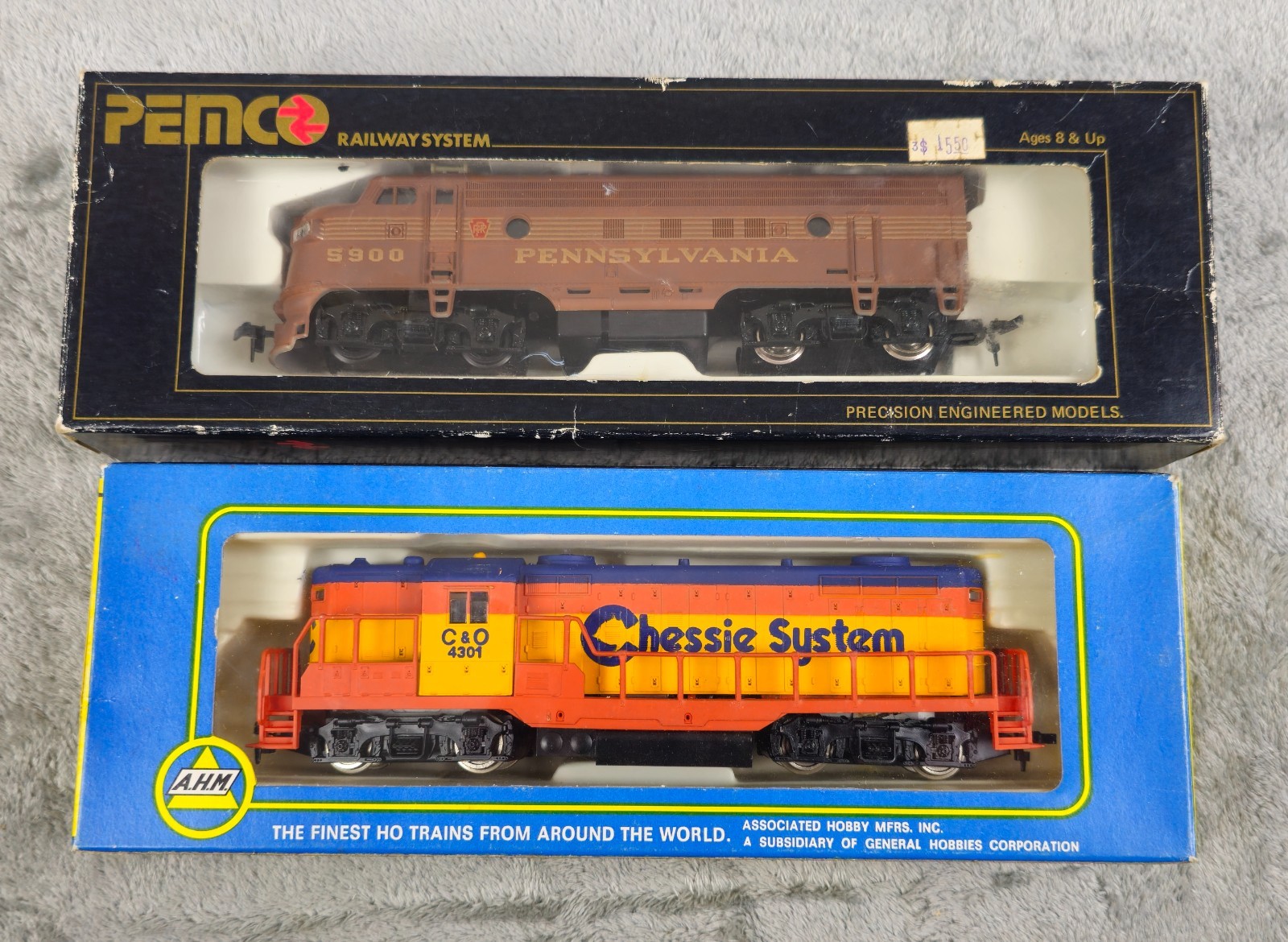 Lot Of Vintage Ho Scale Diesel Locomotives Untested