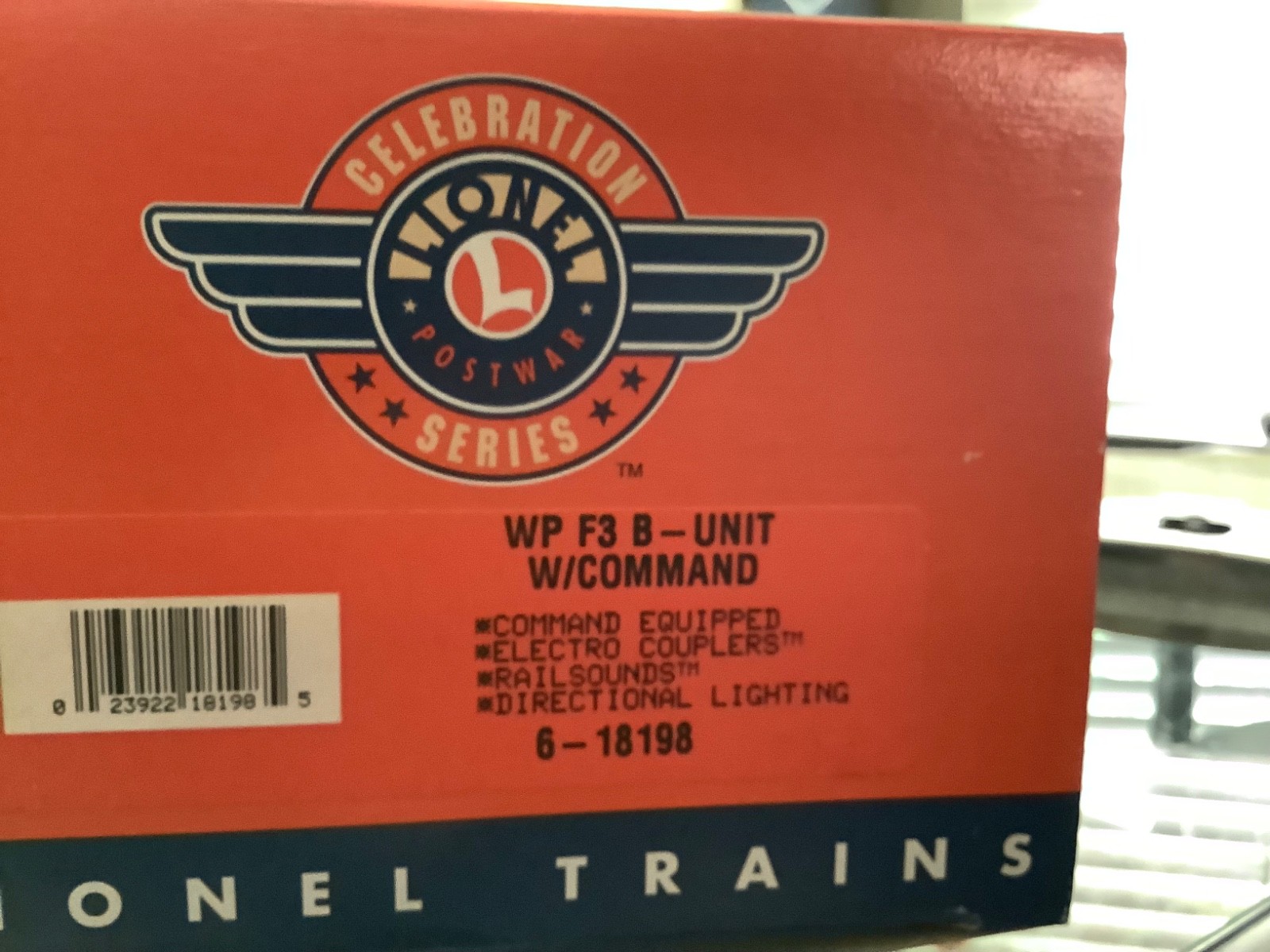 NIB Lionel 6-18198 Western Pacific F-3 diesel B-unit Command Control O-Scale