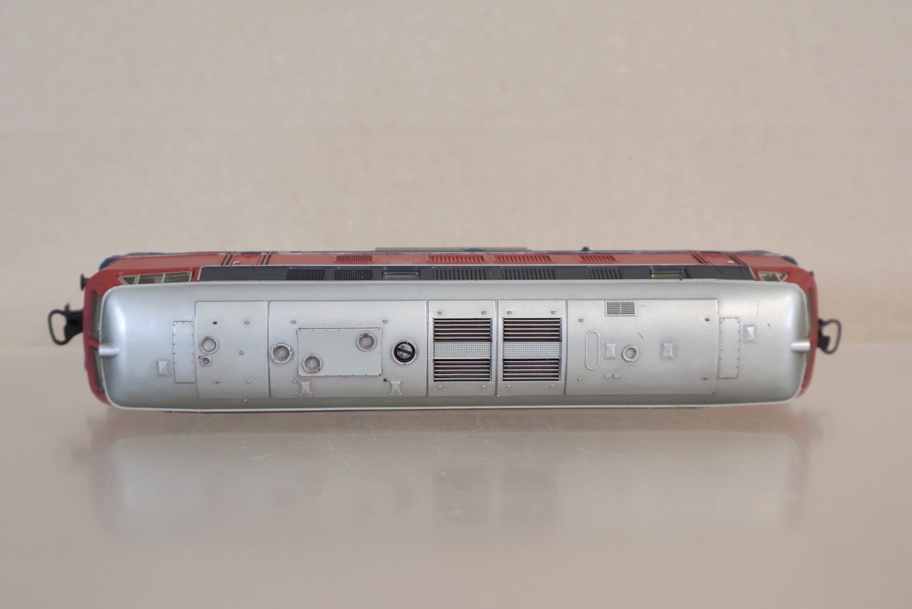 RIVAROSSI TEST LOCOMOTIVE COMPATIBLE with MARKLIN 3075 DB BR 216 025-7 1on