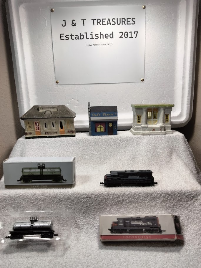 N Scale High Speed Southern Pacific # 9725 Diesel & Tank Car In Original Boxes
