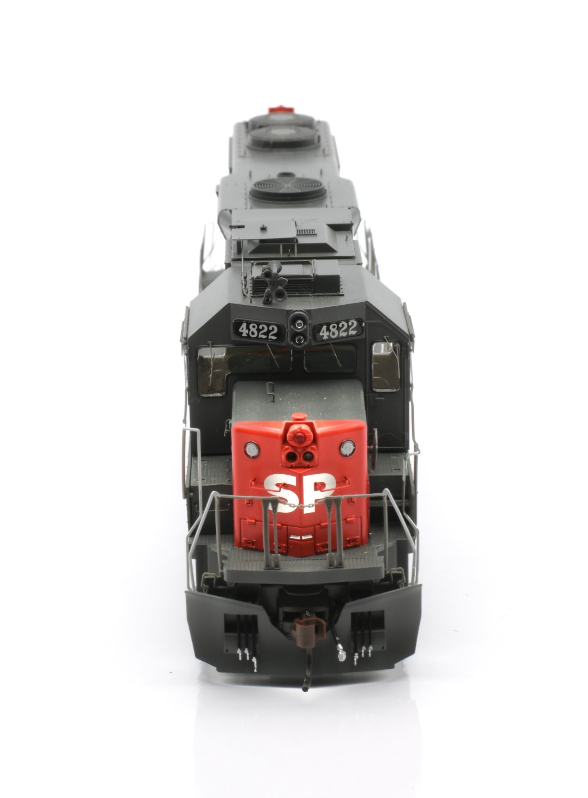 Athearn Genesis GP38-2 | Southern Pacific SP 4822 | DC/DCC Ready | ATHG40514