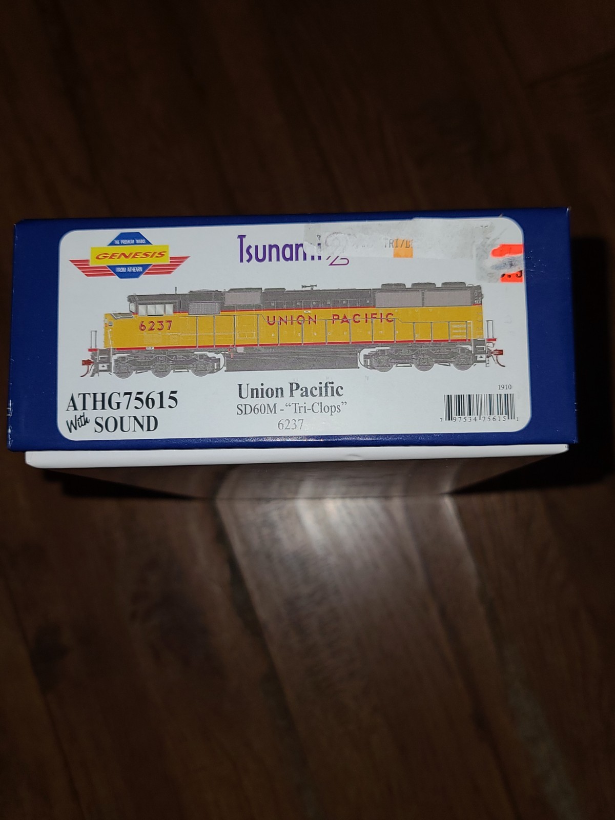 ATHEARN GENESIS HO SD60M-TRI-CLOPS. SOUND/DCC. UP#6237. ATHG75615