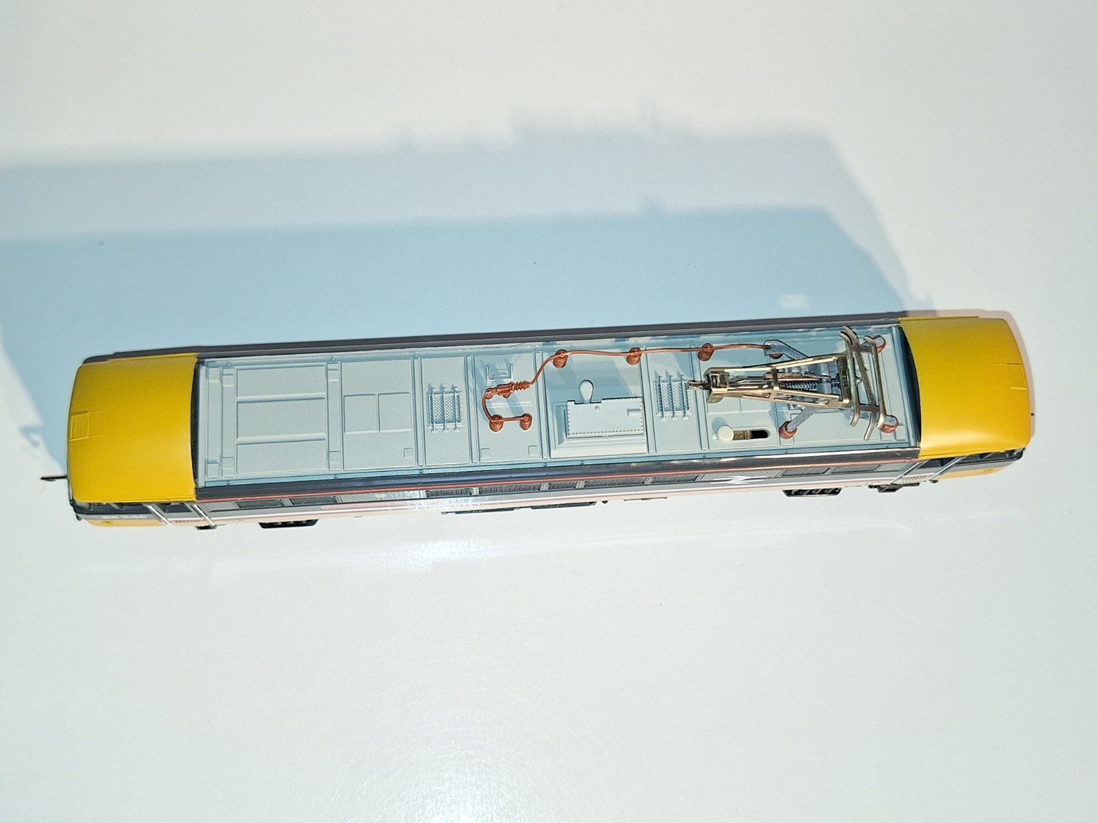 Hornby R800 BR Class 86 Electric Loco. New Old Stock. Mint Cond. Boxed. OO Scale