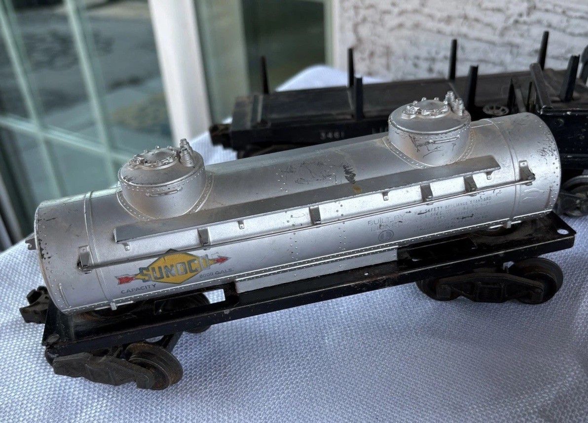 Lionel Postwar 2023 Union Pacific Diesel Locomotive Set Plus Others LOT # 2 ASIS