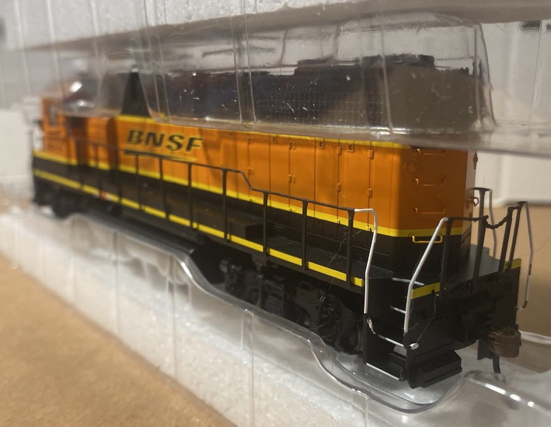 Athearn 29218 BNSF GP-38 Engine Locomotive- New In Box -Tested Runs-DCC READY