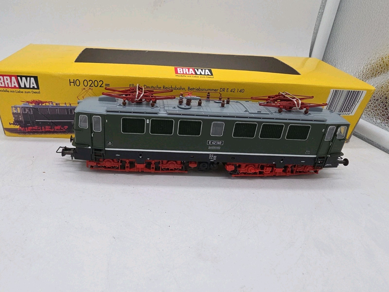 BRAWA 0202 E42 140 DR Electric Locomotive, Green Black Frame, HO