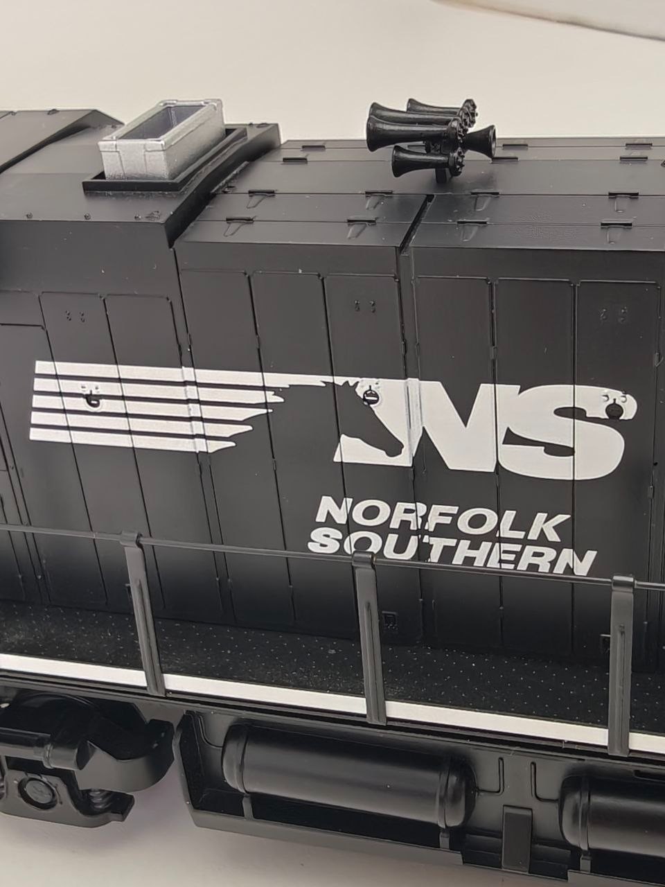 MTH O Scale Norfolk Southern 8110 ES44AC Diesel PS3 Sound Tested READ