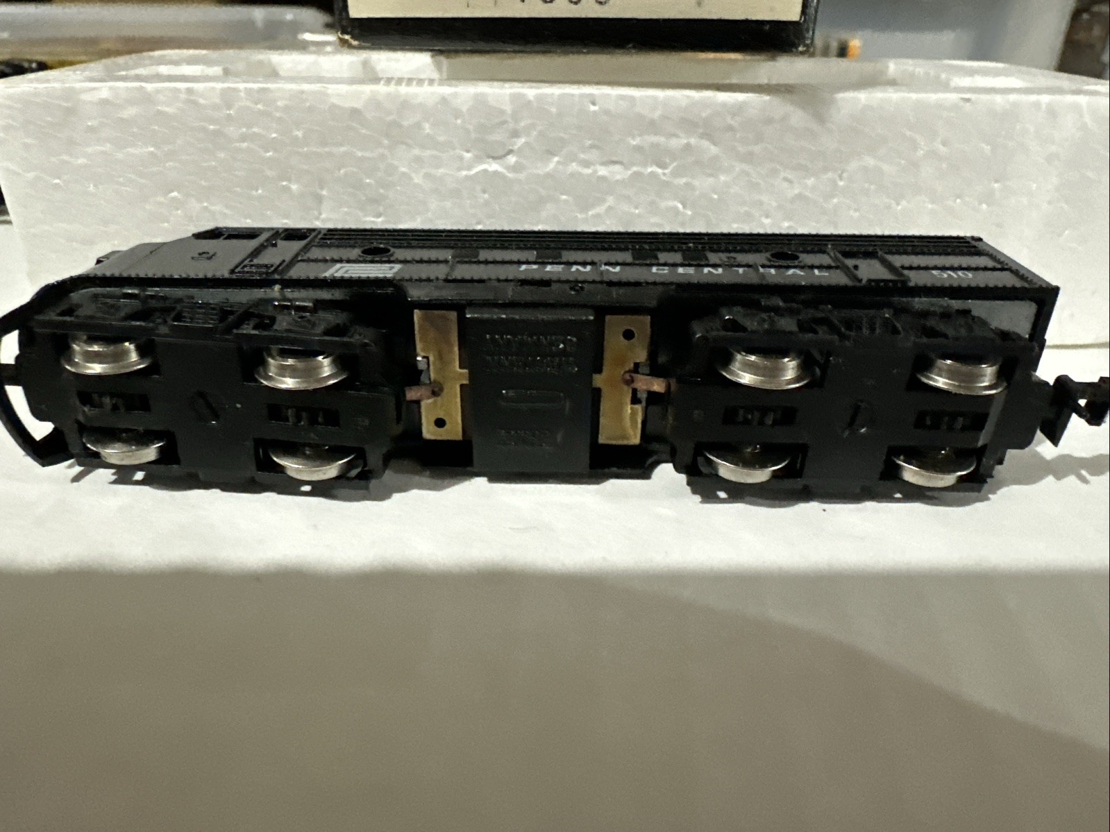 Aurora Postage Stamp Train N Scale #4859 Penn Central Locomotive Plus Lot
