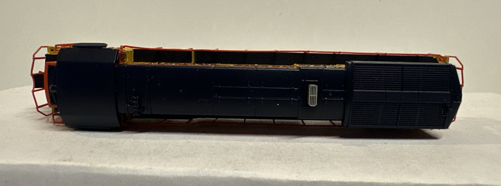 Atlas N Scale C&O Chessie System B30-7 Diesel Locomotive Engine #8238