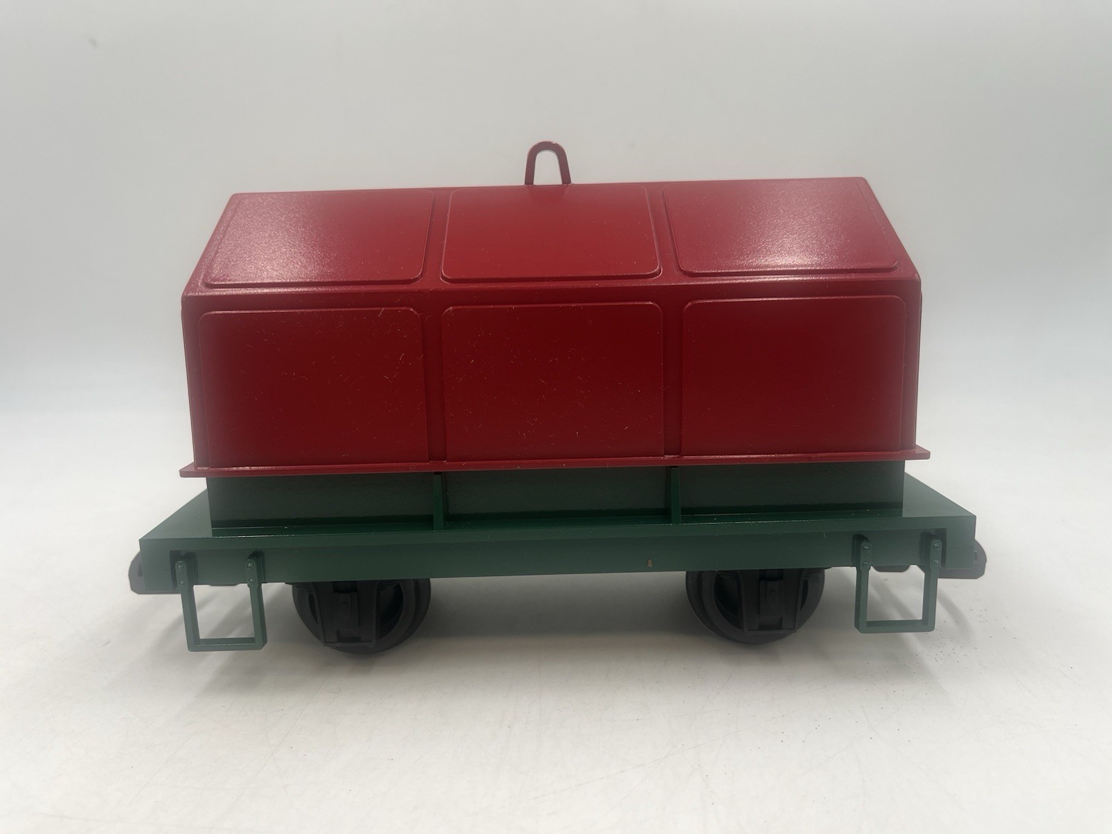 Heartland Locomotive Works 15700-CMAS Christmas Colored Coil Car G scale