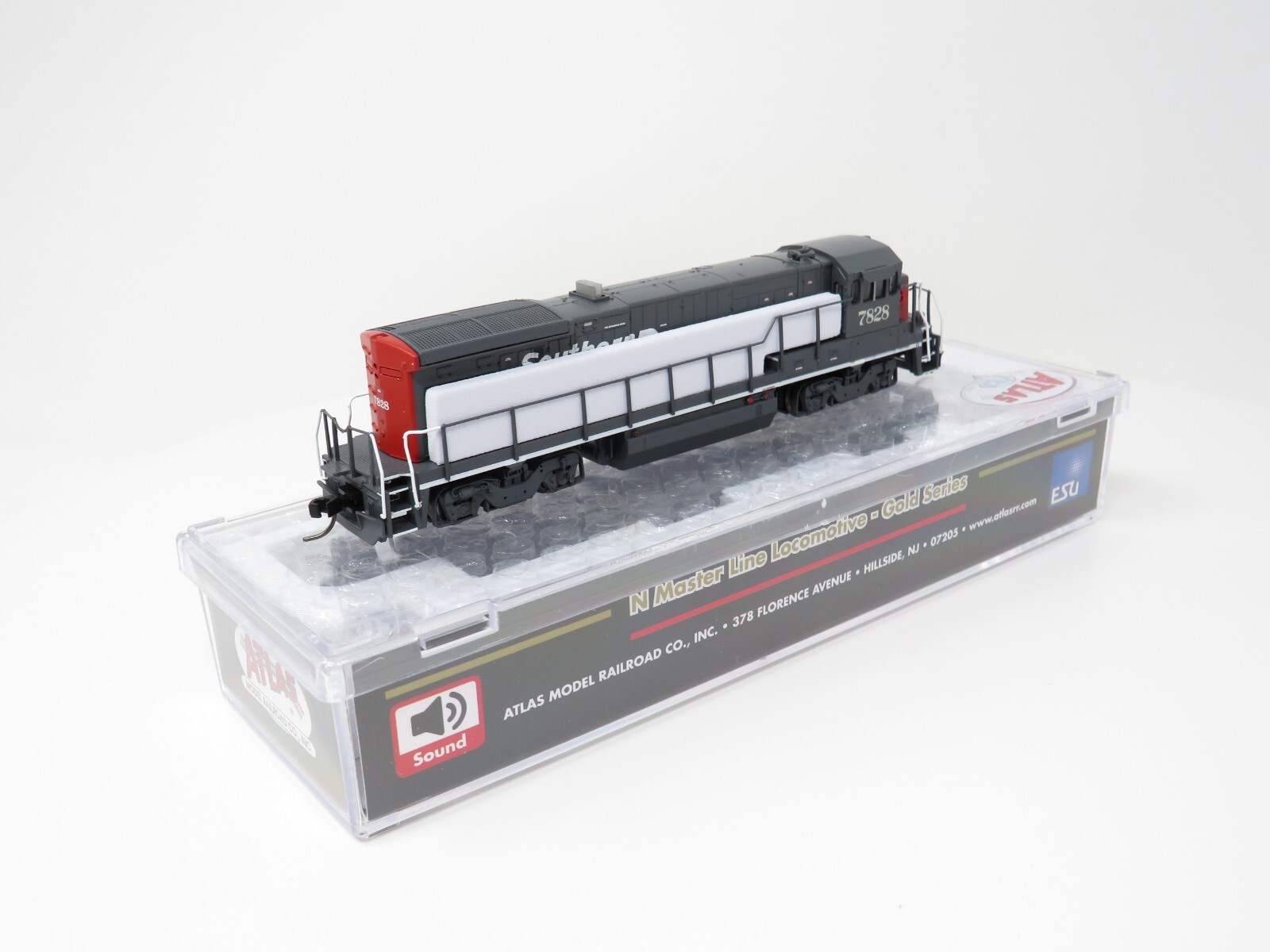 Atlas N 40005470 LokSound DCC Southern Pacific GE B30-7 Diesel Locomotive