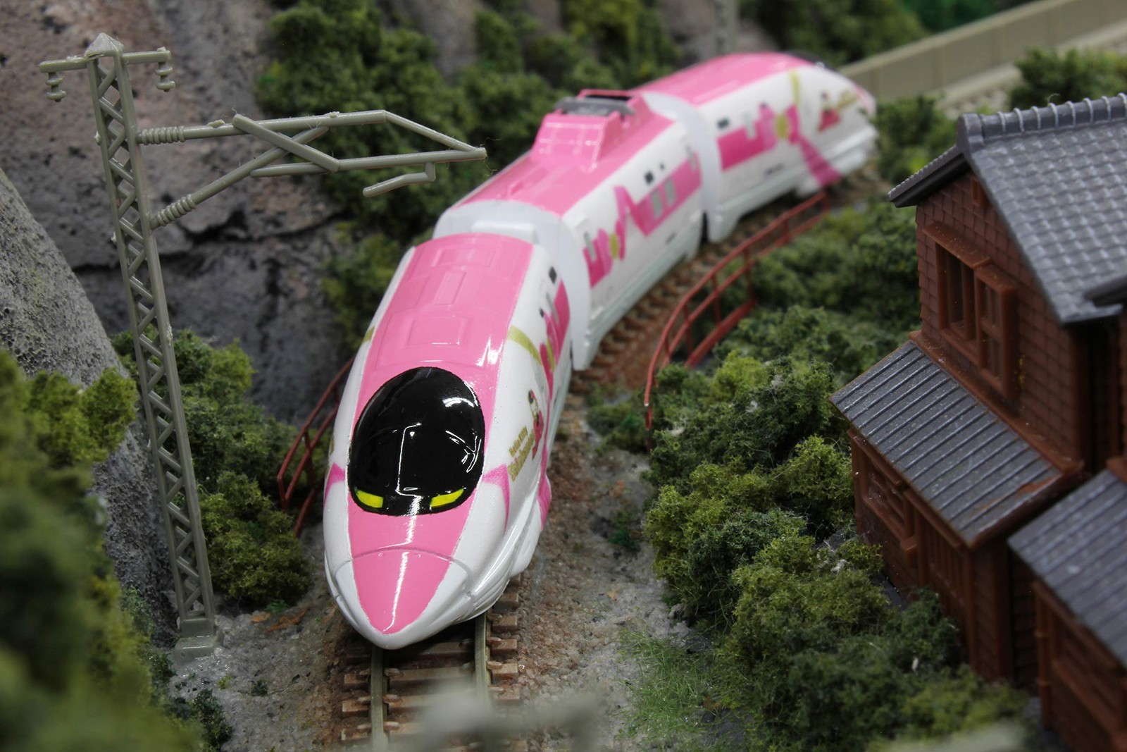 Zgauge Z Shorty 500 Series Hello Kitty Shinkansen ST008-2 Railway Model Train
