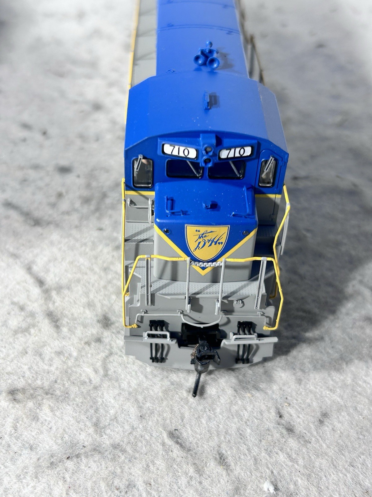 Handsome Atlas Gold U-30C Delaware & Hudson Railway DCC/Sound Locomotive HO