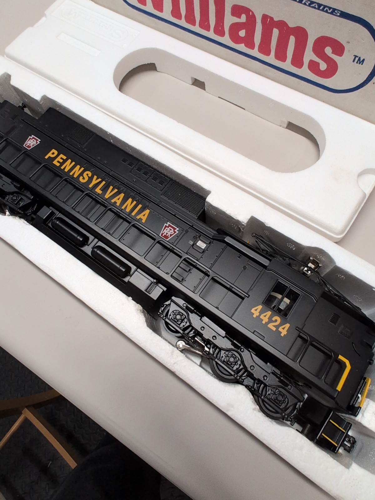 Williams Trains 0/027 EF-505 PRR EF-4 Diesel W/Horn Cab #4424 New